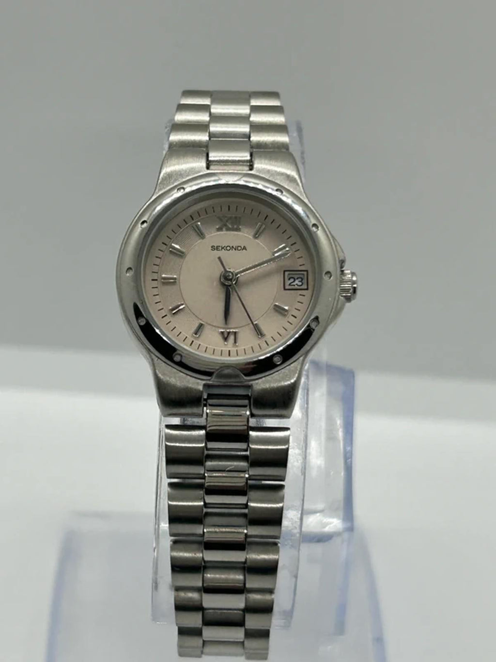 Sekonda ladies silver quartz watch date window box and papers