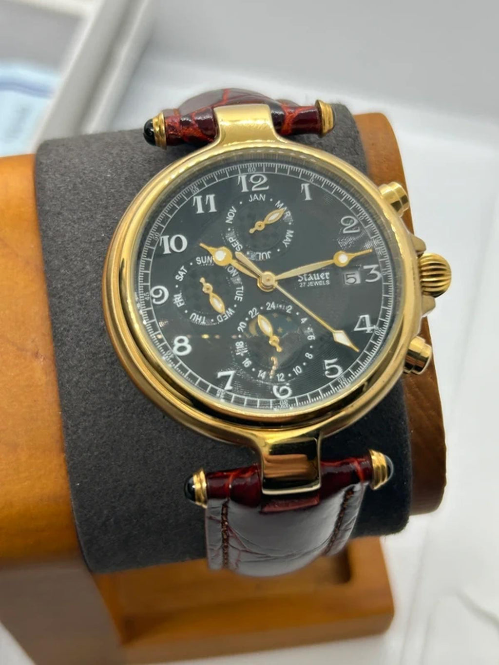 Stauer men’s automatic gold cases watch’s leather strap with box and papers