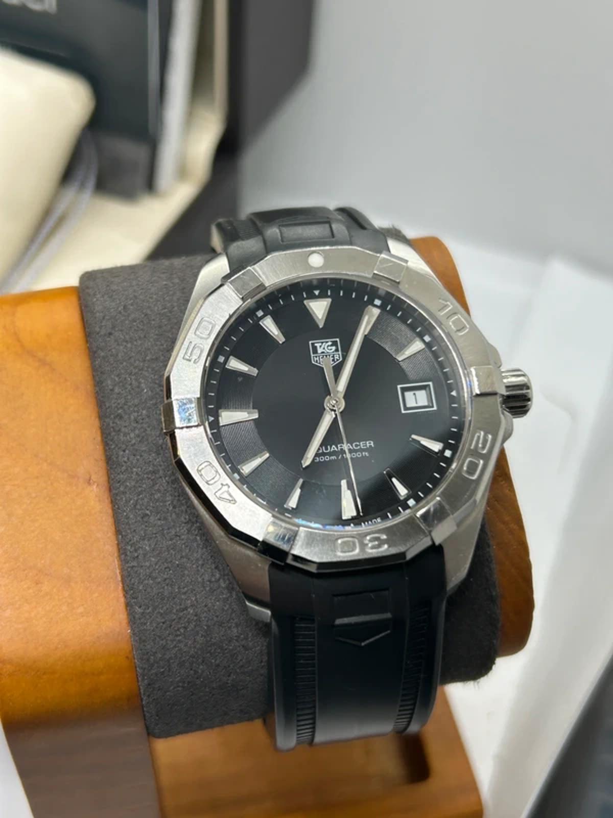 Tag Heuer aquaracer box and papers WAY1110
