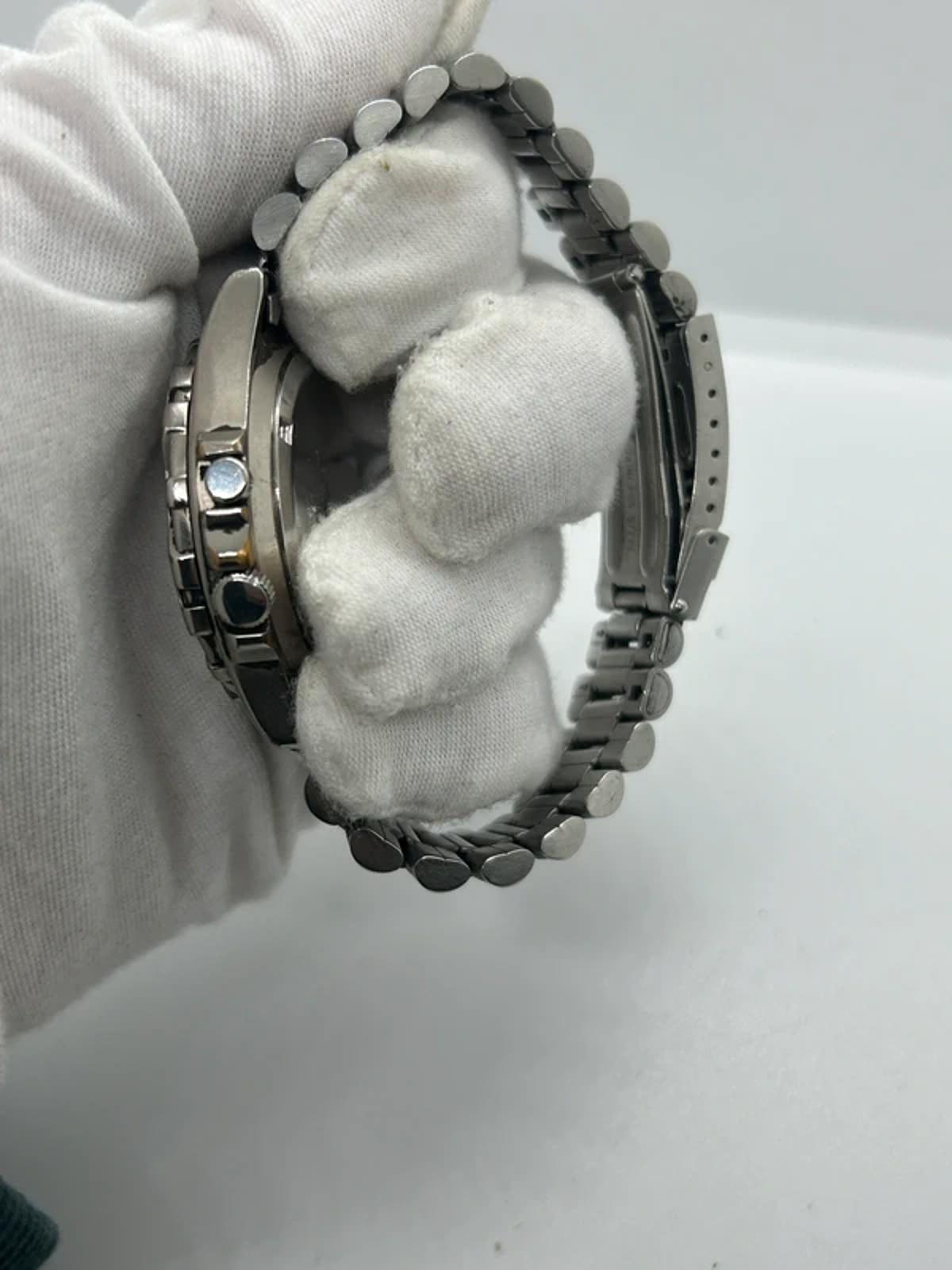 Gents silver Accurist watch president bracelet box and papers