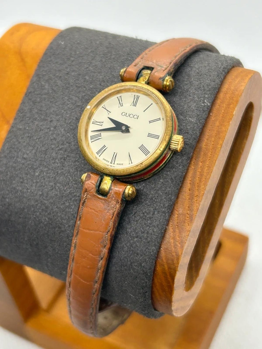 Vintage Gucci ladies watch with gold dial and red green case watch
