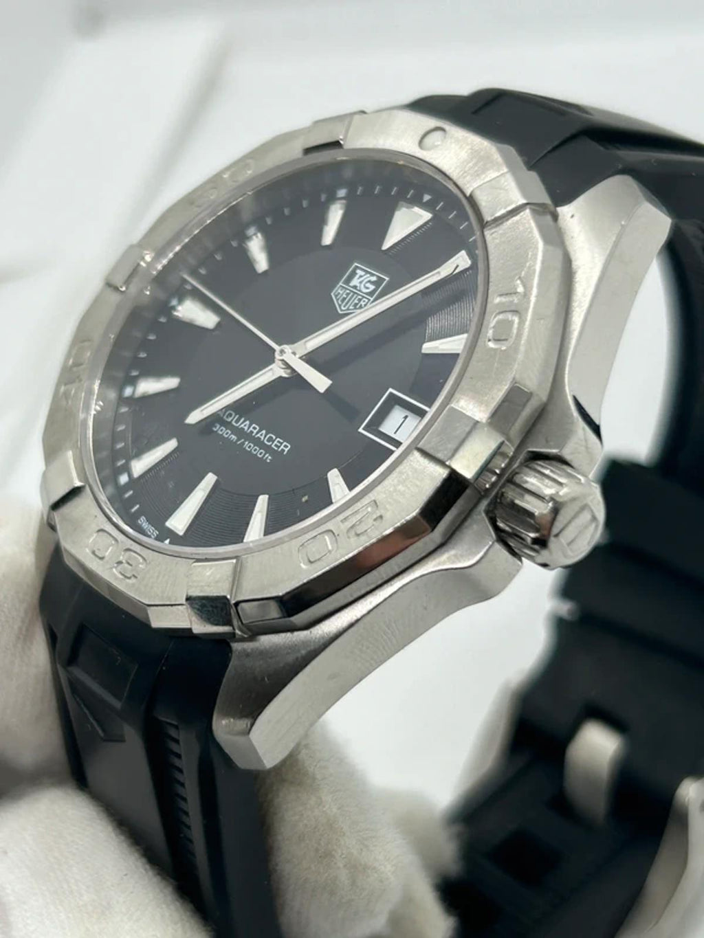 Tag Heuer aquaracer box and papers WAY1110