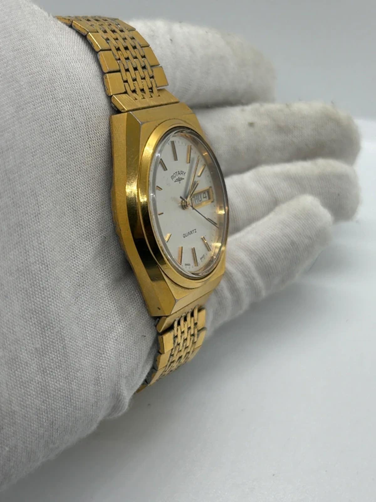Vintage rotary gold date date watch adjustable bracelet box and papers