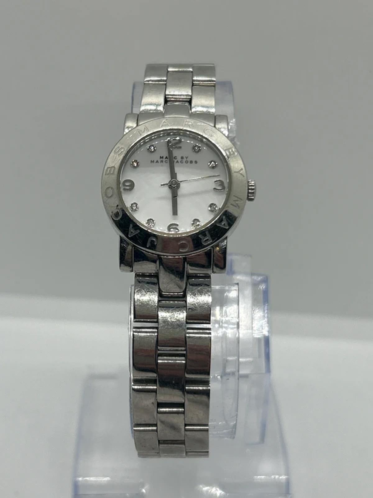 Ladies Marc Jacobs silver watch with white dial silver case and bracelet