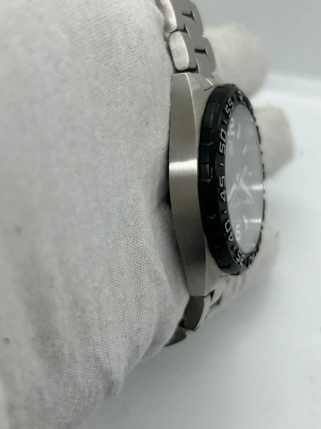 Tag Heuer Waz1110 watch box and papers with hang tag