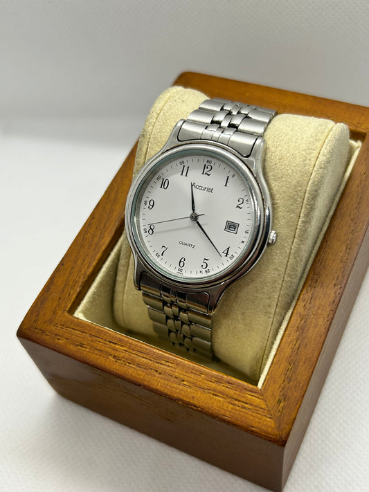 Accurist watch with date function silver case and bracelet