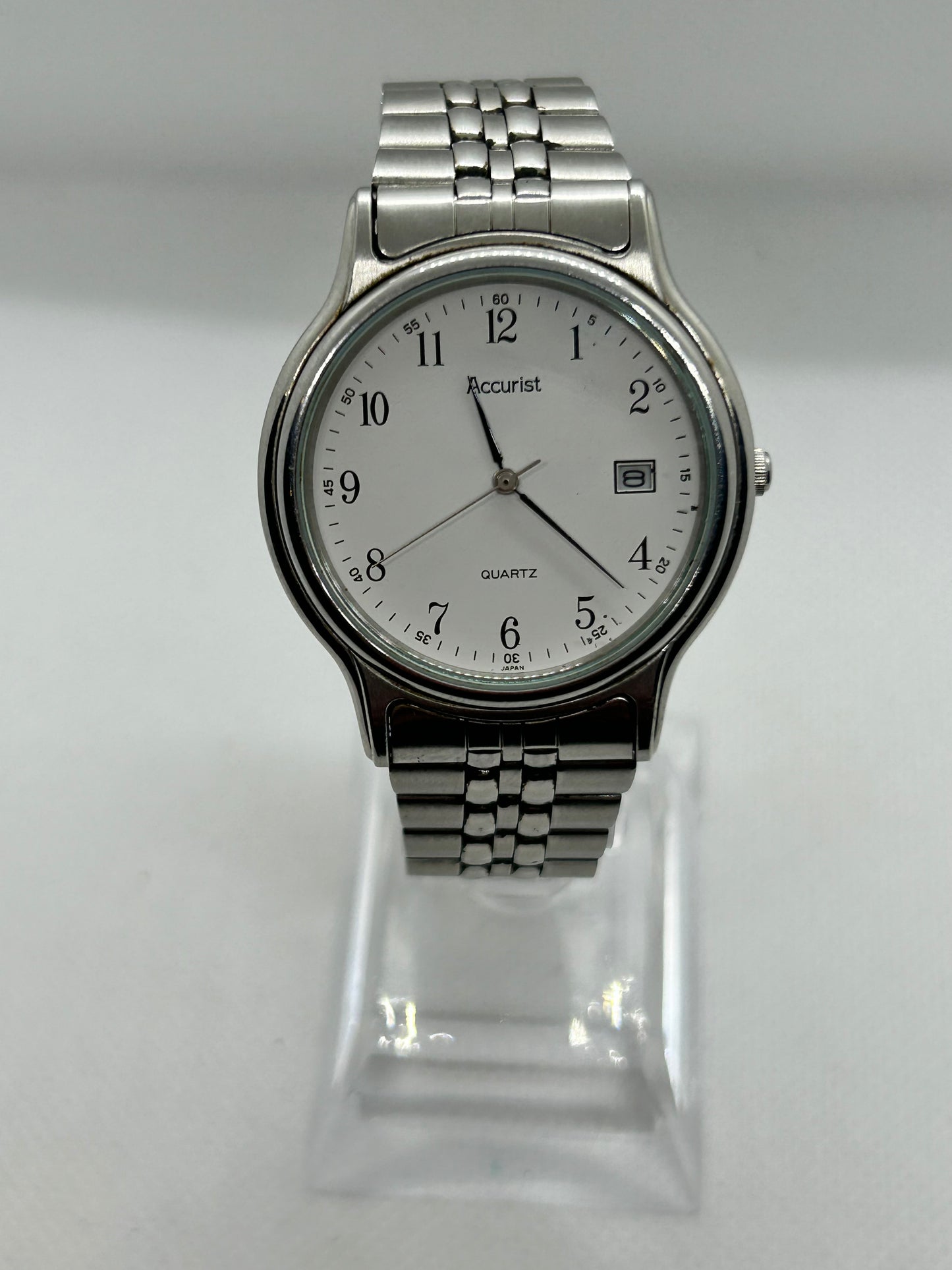 Accurist watch with date function silver case and bracelet