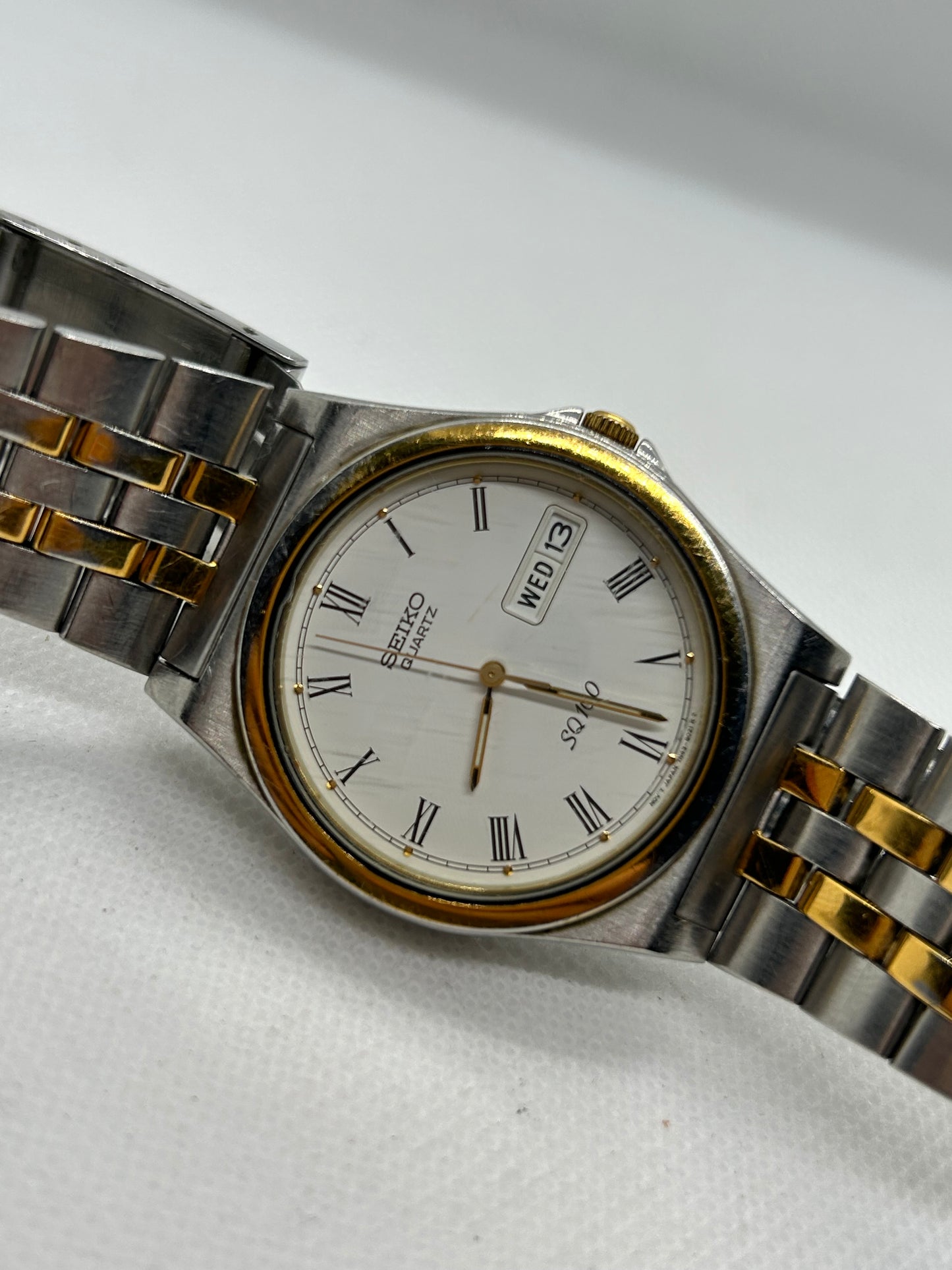 Seiko Daydate SQ100 quartz watch two tone gold and silver with box