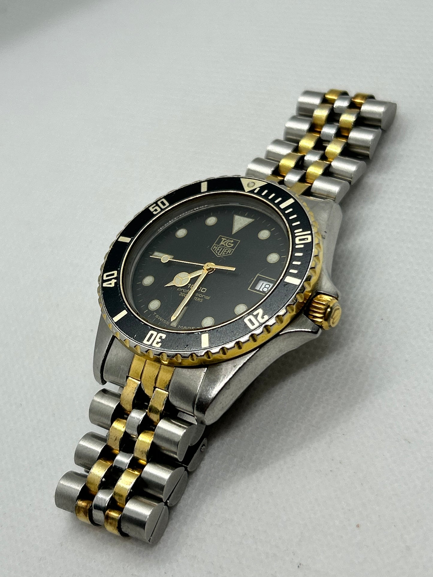 Tag Heuer 1000 professional vintage quartz watch black and gold