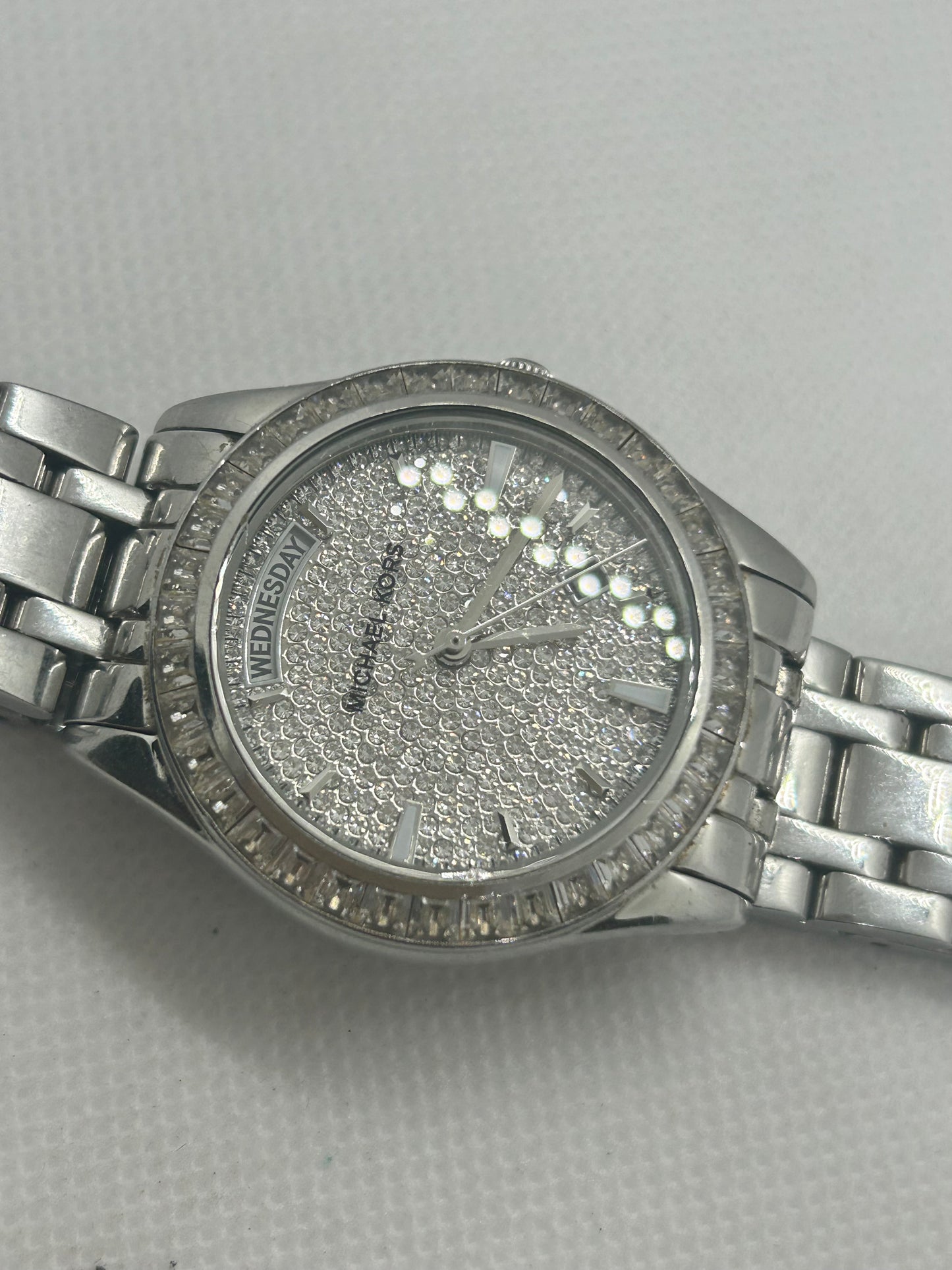 Michael Kors ladies quartz watch “diamond” dial day date