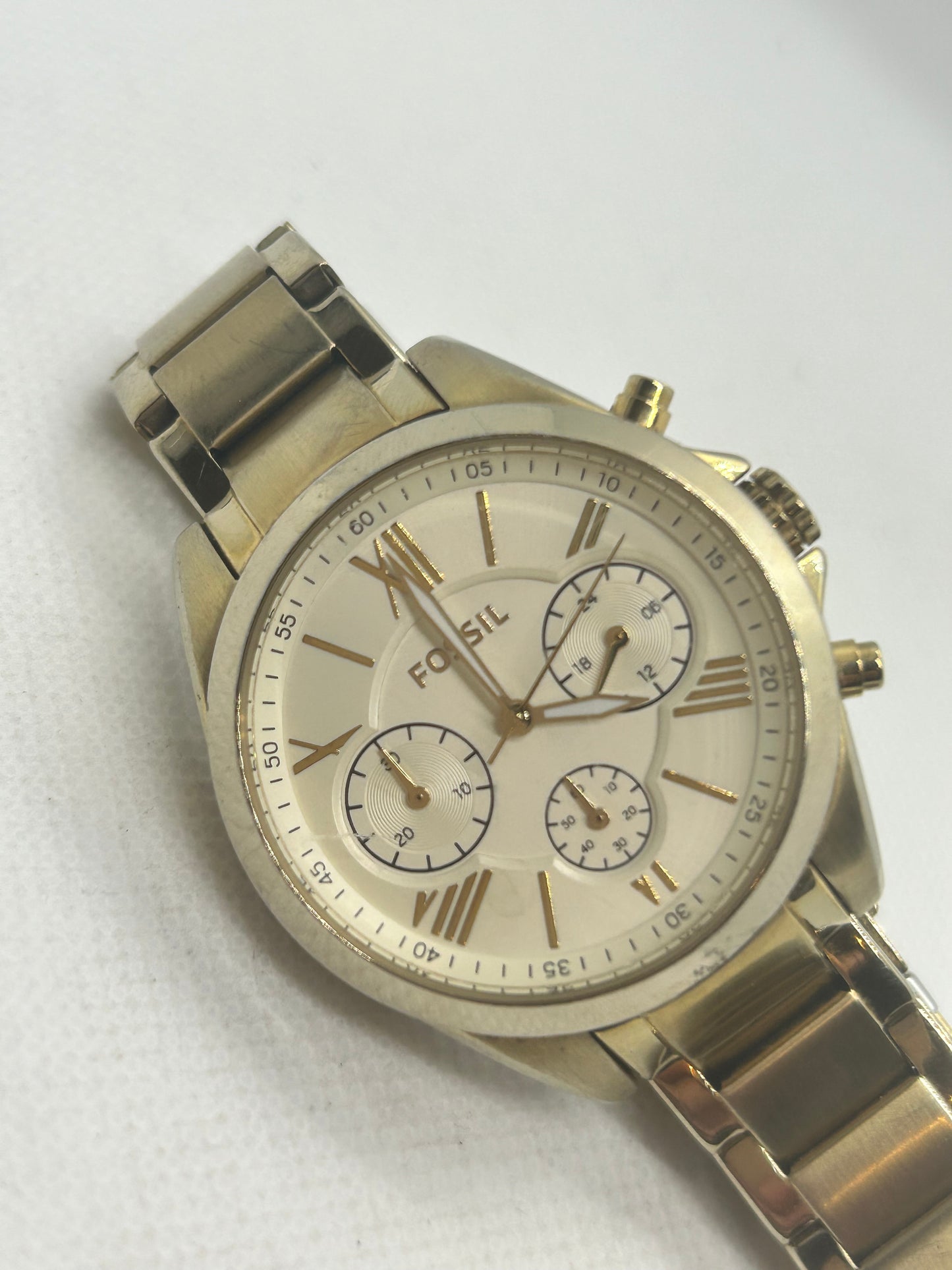 Fossil ladies quartz chronograph gold watch with chronograph dial