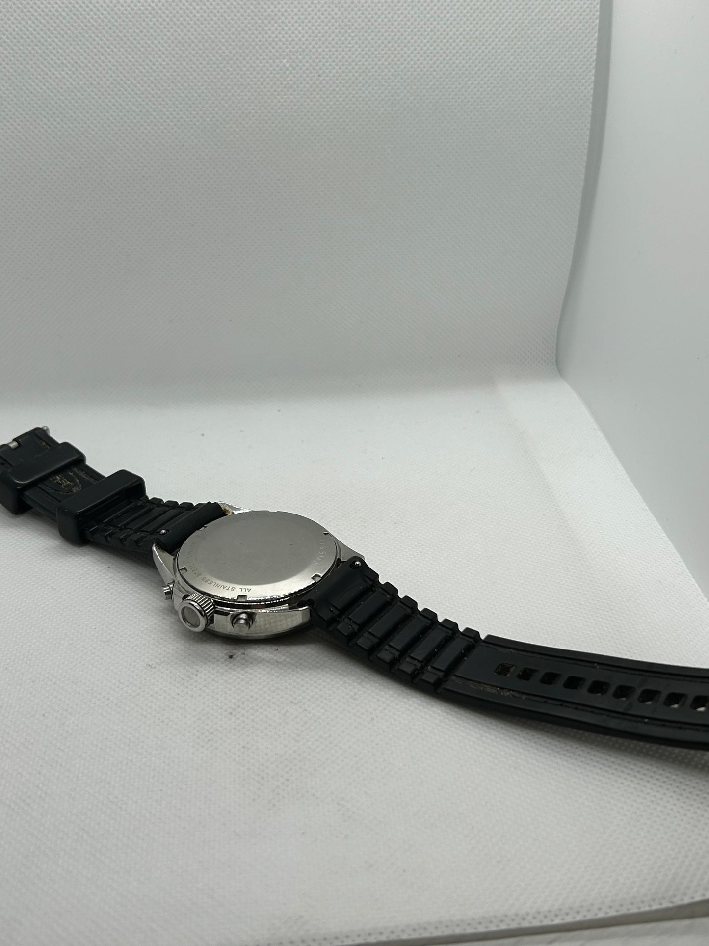 Fossil quartz chronograph with date function and rubber strap