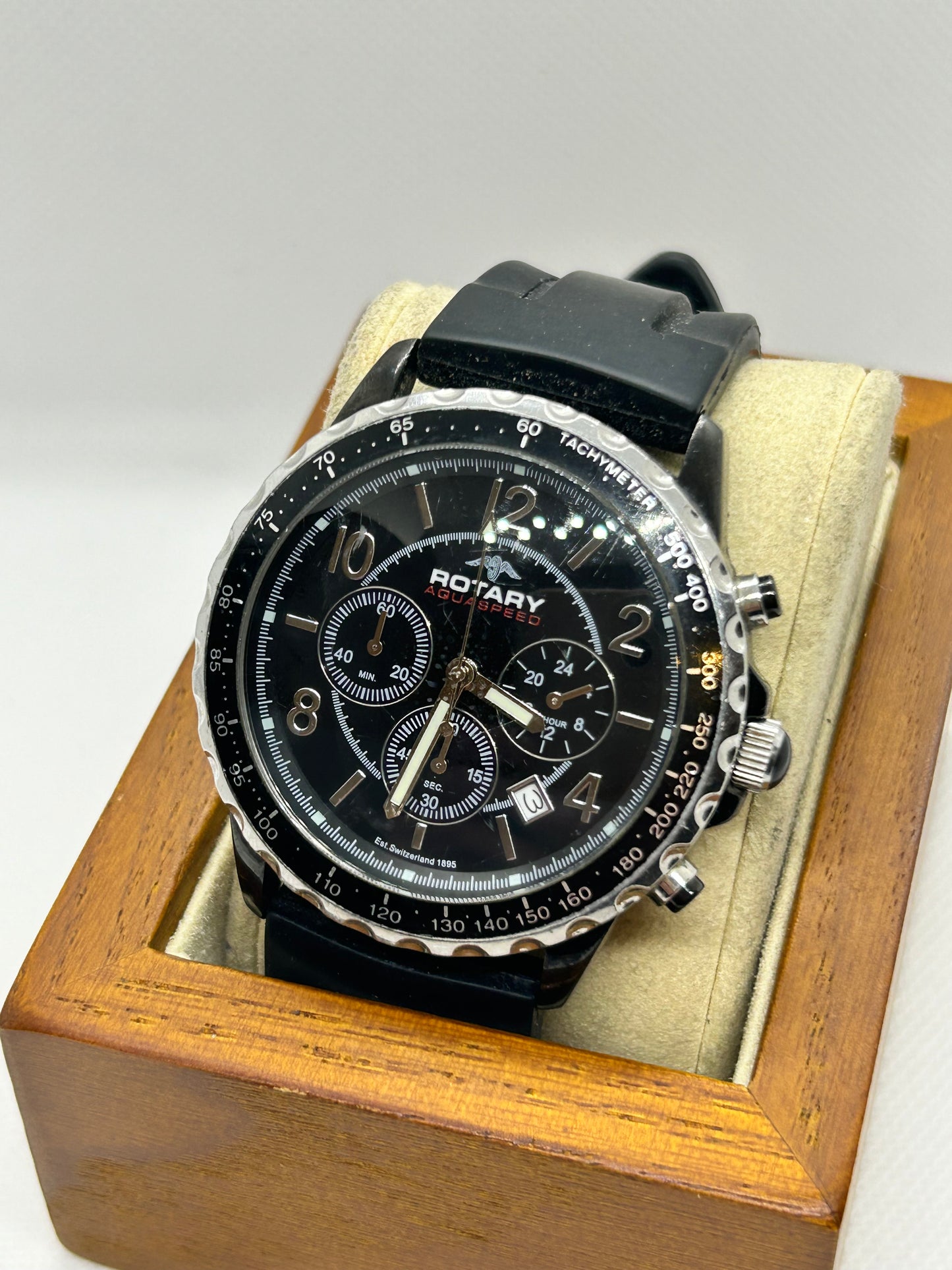 Rotary Aquaspeed quartz black dial with date function