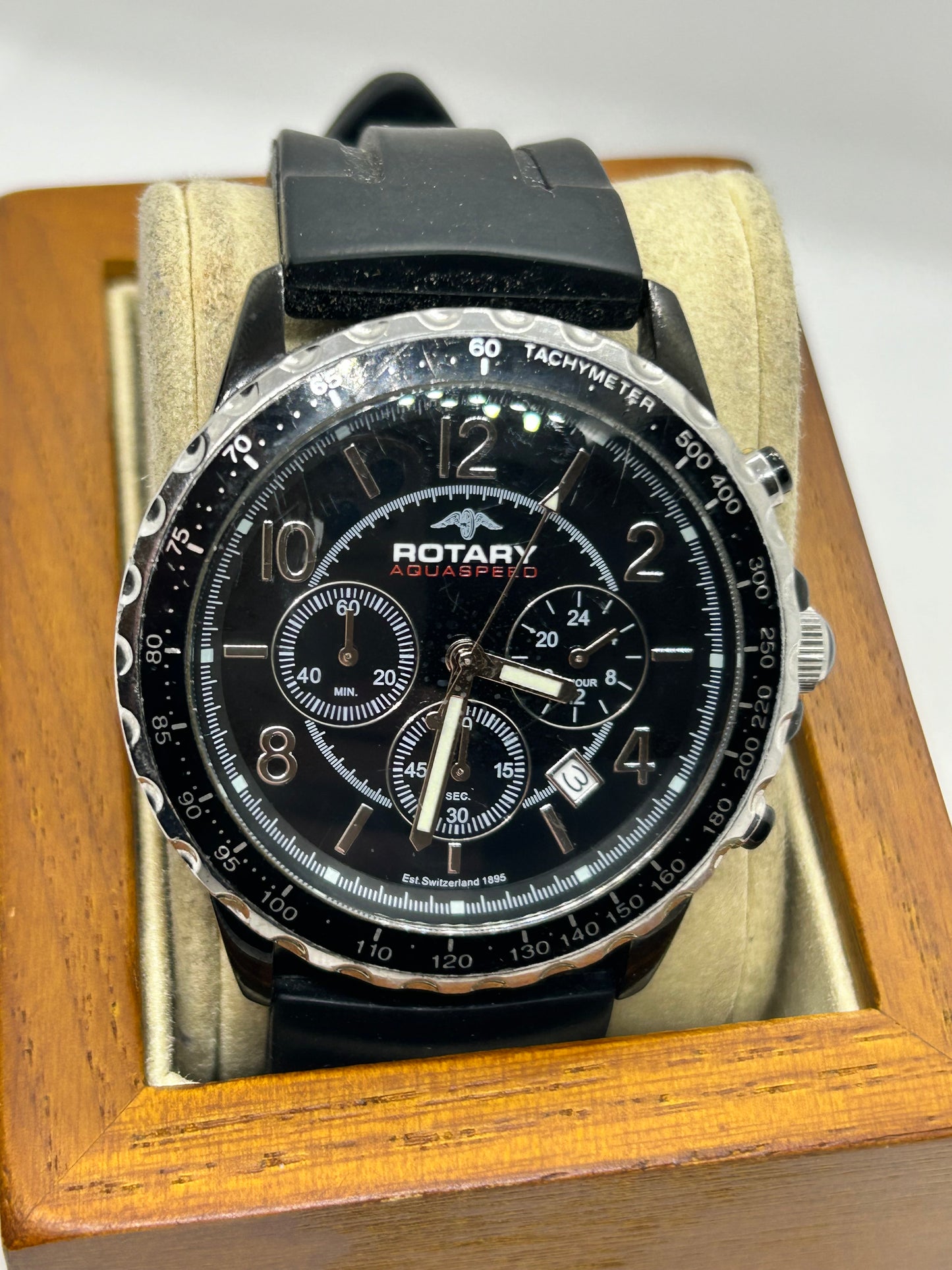 Rotary Aquaspeed quartz black dial with date function