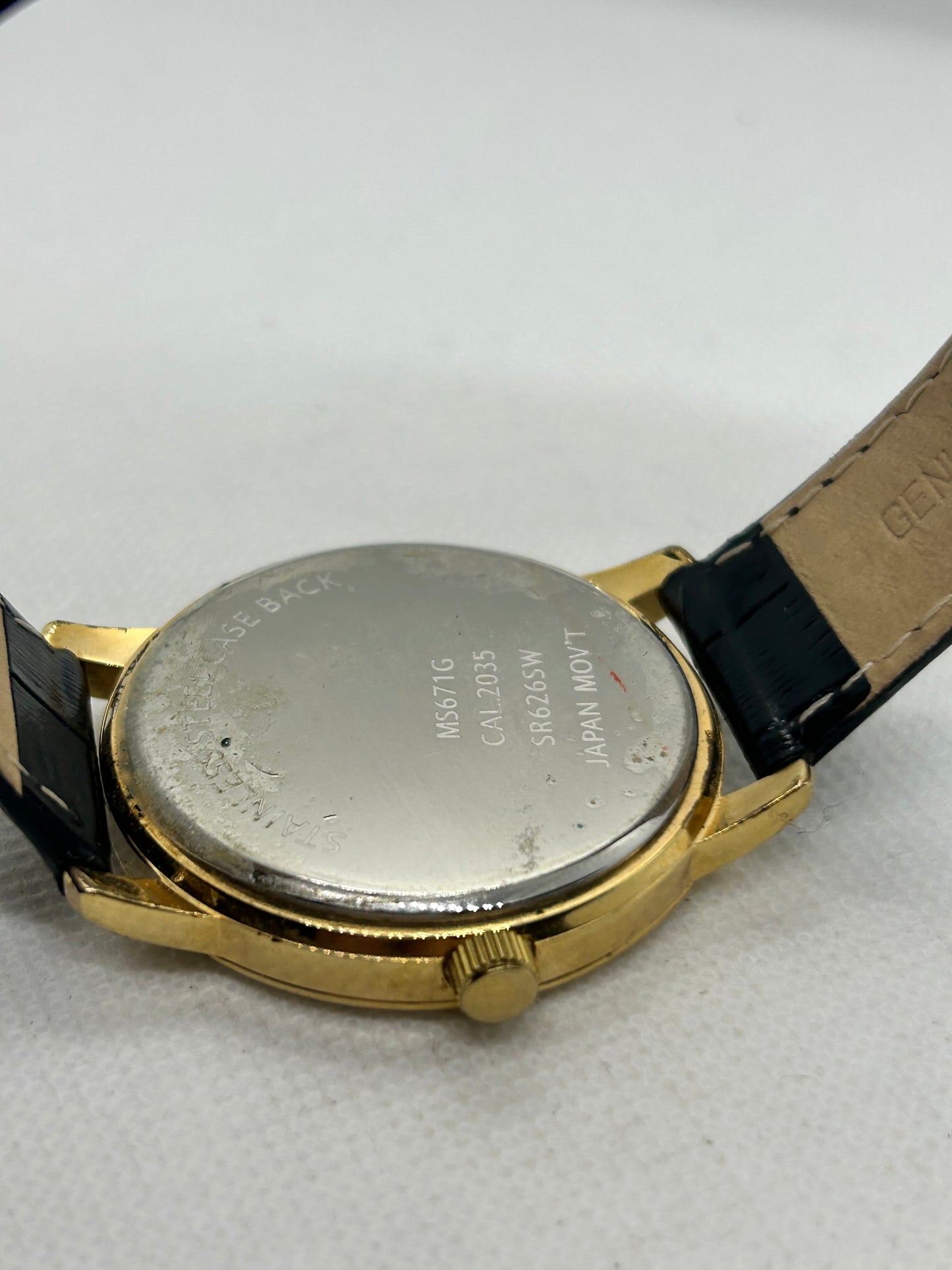 Accurist gold quartz smart dress watch black strap