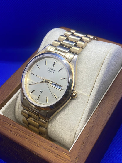 Citizen Quartz Watch all gold day date with presidential bracelet