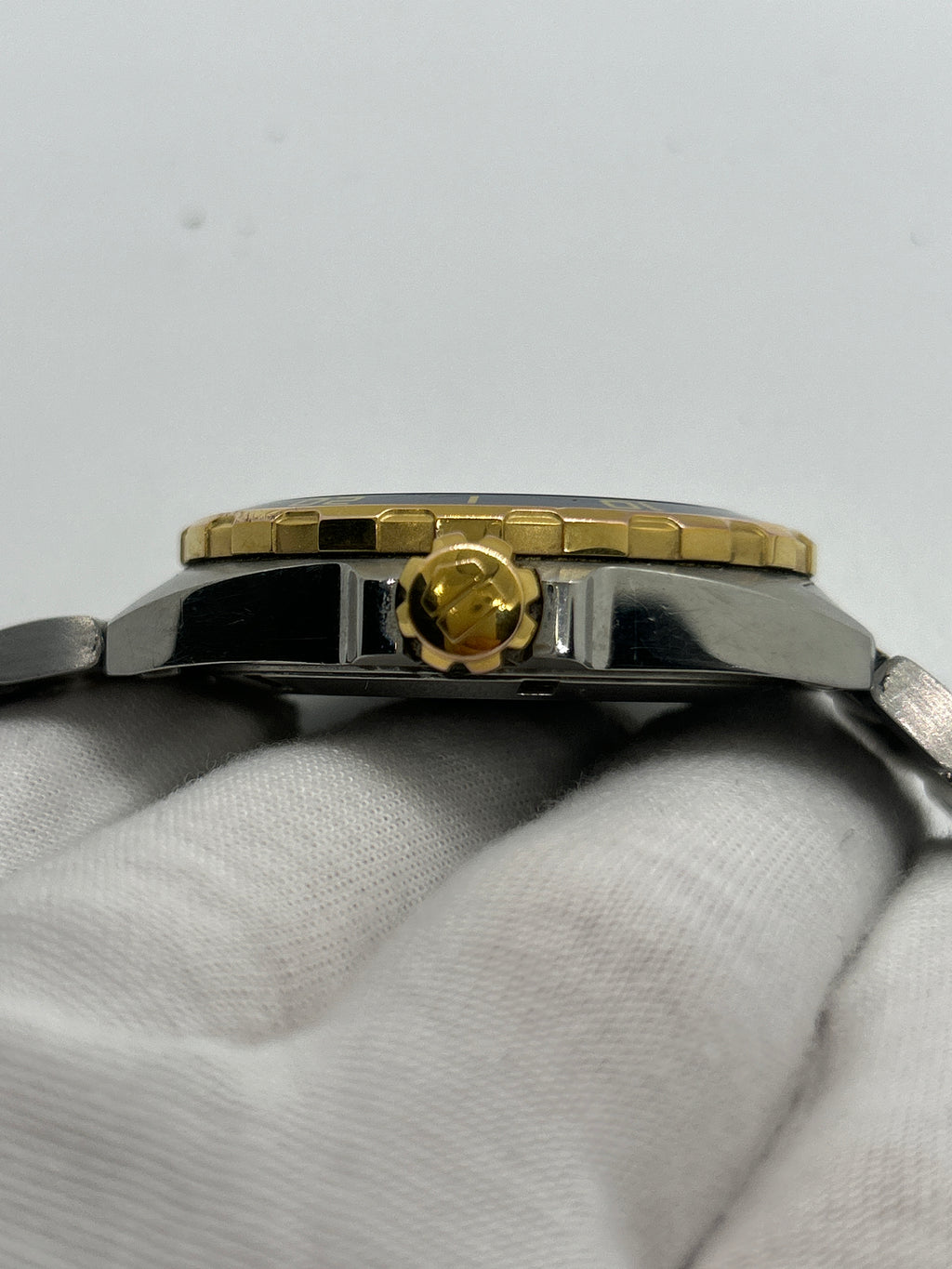 Tag Heuer watch gold and blue “bluesy” WA1120 box papers and gurantee card