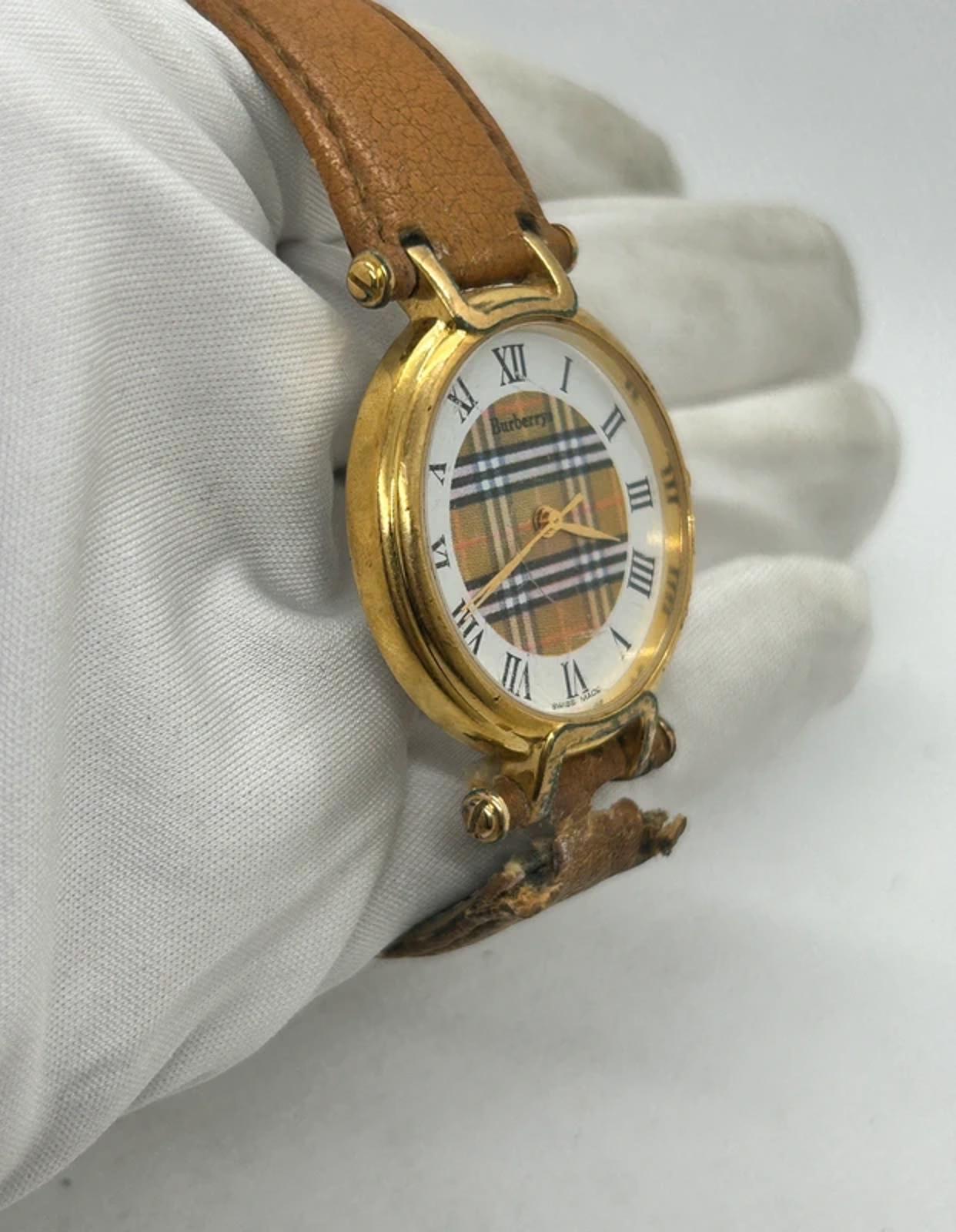 Vintage ladies Burberry quartz gold plated watch with nova check pattern