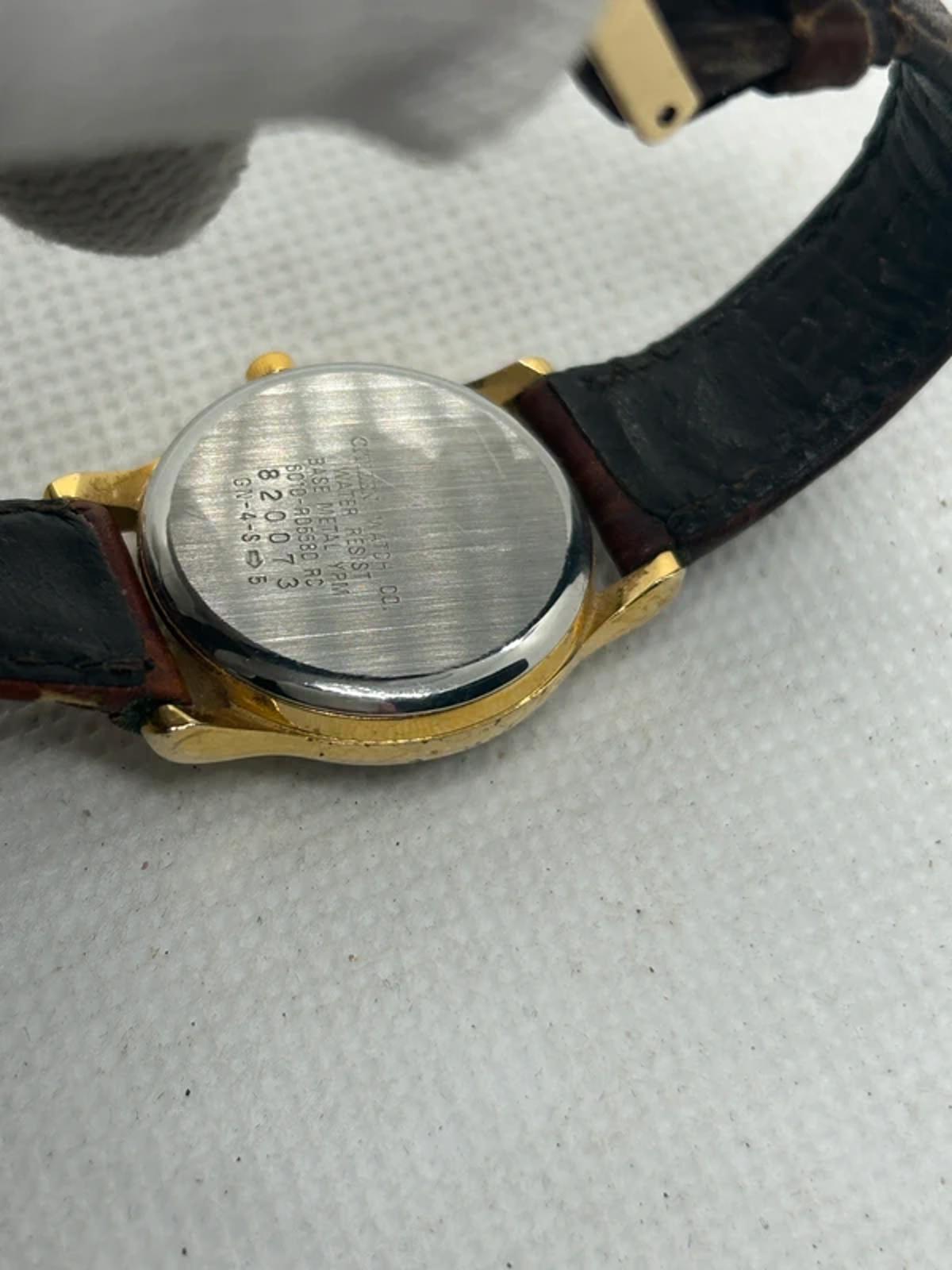 Ladies Citizen vintage watch white dial gold case box and papers