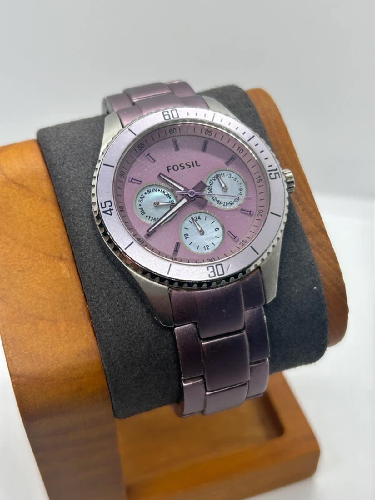 Ladies Lilac fossil quartz watch with gemstone bezel
