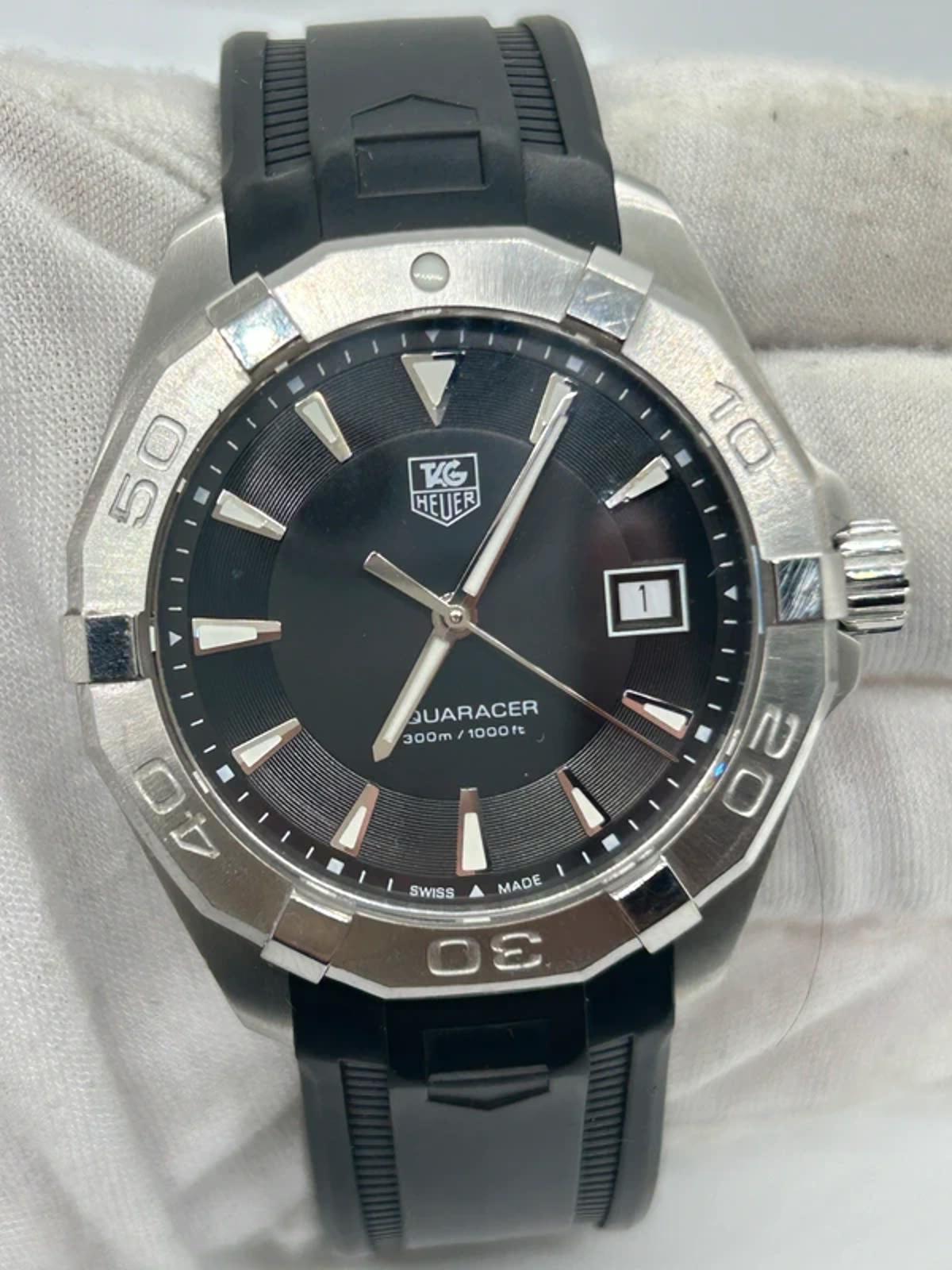 Tag Heuer aquaracer box and papers WAY1110