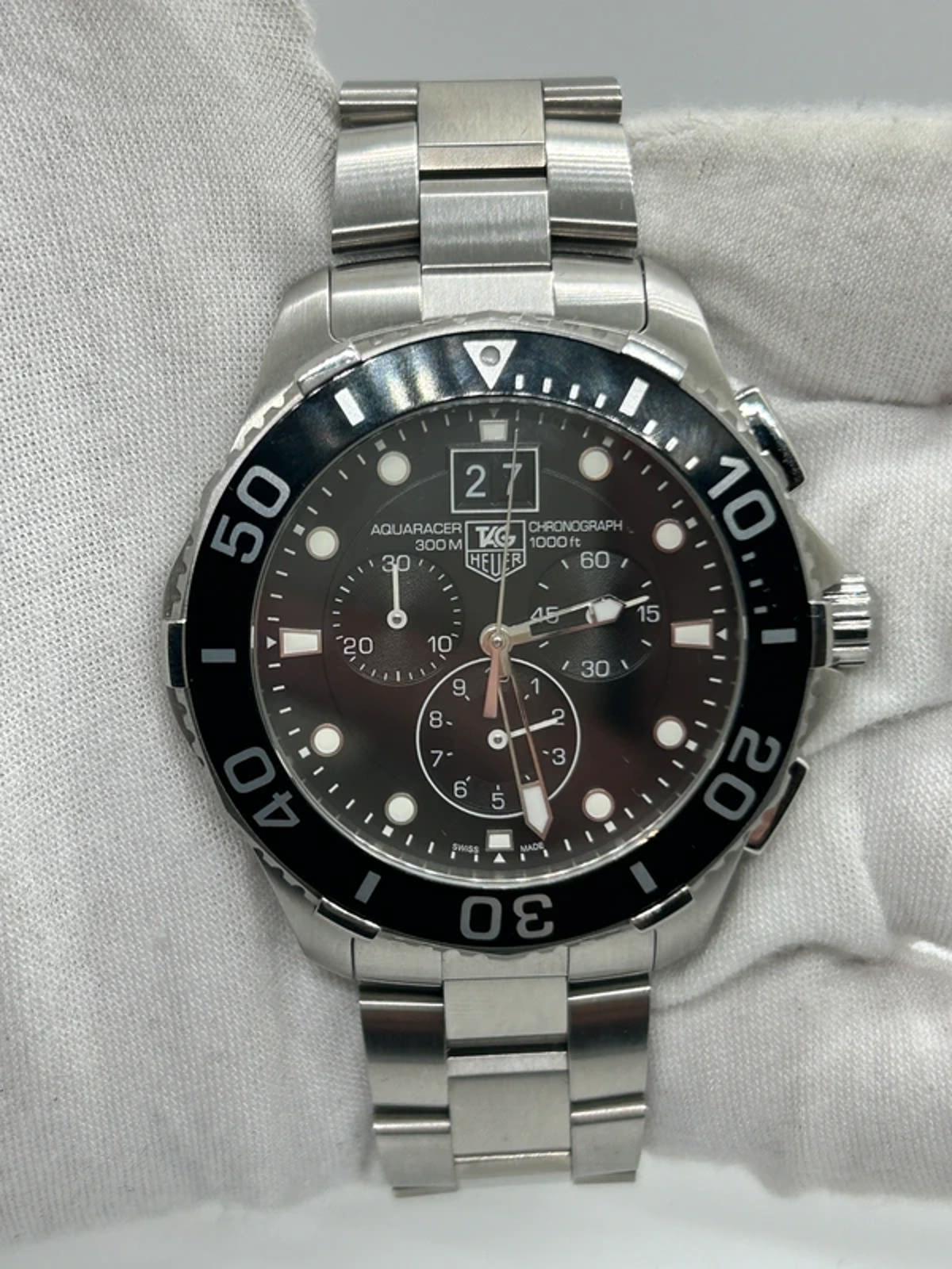 Tag Heuer watch Can1010 aquaracer box and booklet in very good condition