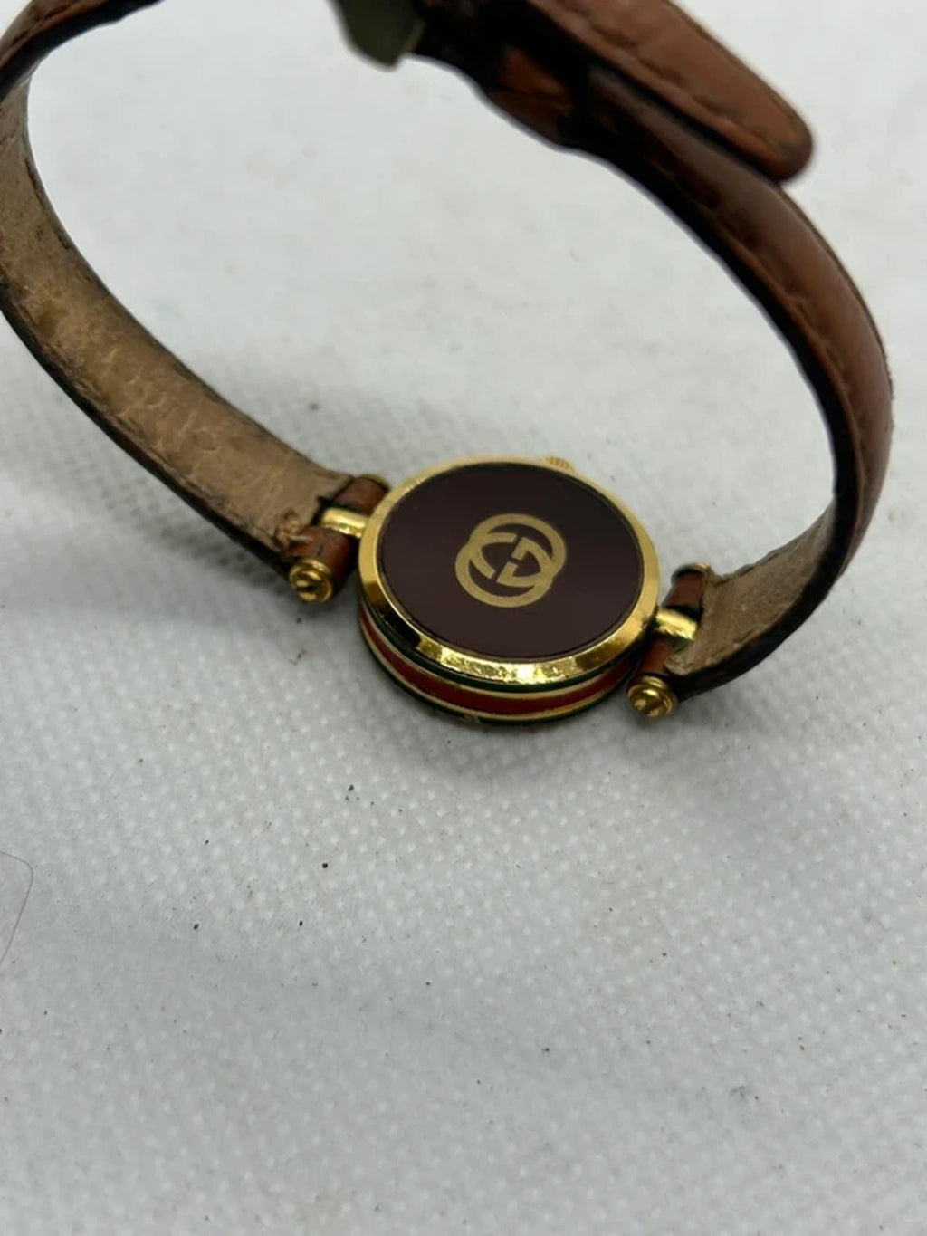Vintage Gucci ladies watch with gold dial and red green case watch